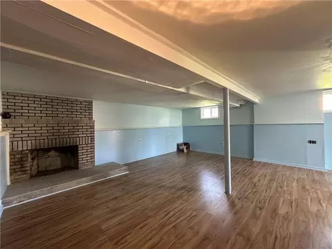 Living - 10520 E 28th Ter, Independence, MO 64052 photo 11 of 12