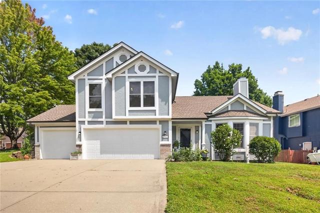 7347 N Shannon Ave, Kansas City, MO 64152