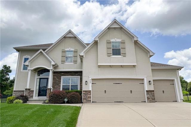 205 SE Waterwheel Ln, Lees Summit, MO 64063