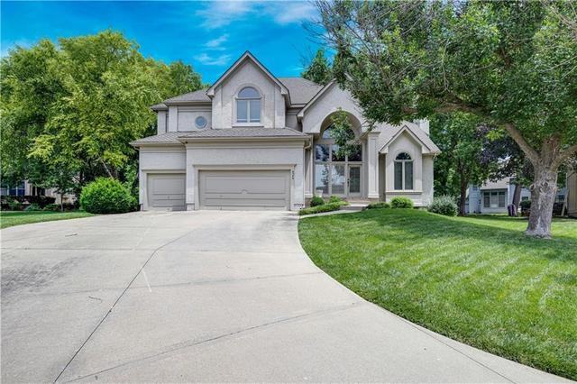 4344 W 132nd Ter, Leawood, KS 66209