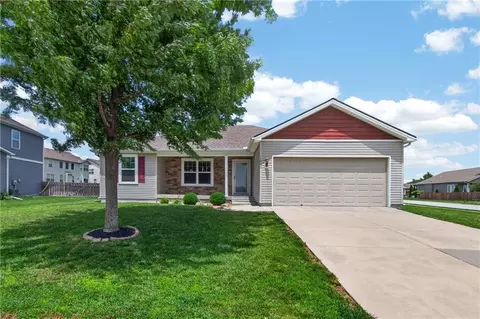 1200 SW Cornwall Rd, Raymore, MO 64083