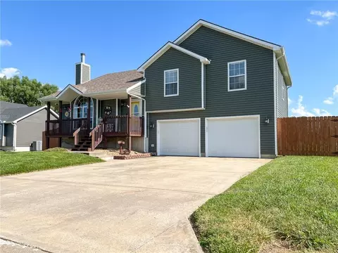 404 E Colony Ave, East Lynne, MO 64743