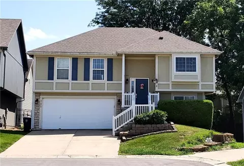 745 E 124th St, Kansas City, MO 64146
