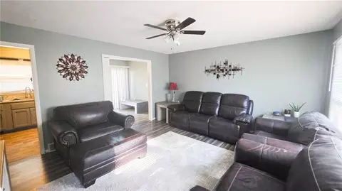 4216 S Cottage Ave, Independence, MO 64055 photo 4