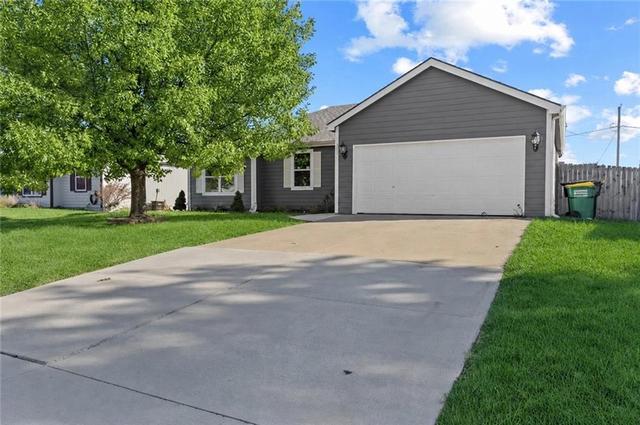 517 Shanandoah Dr, Edgerton, KS 66021