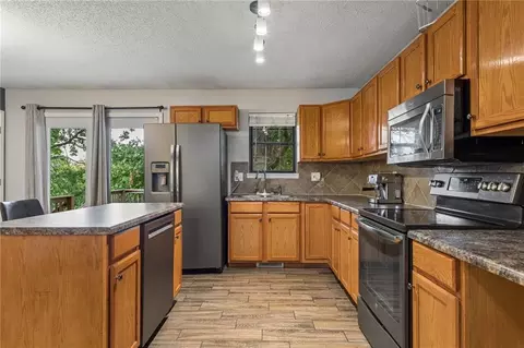 Kitchen - 112 E Frank St, Kearney, MO 64060 photo 4 of 4