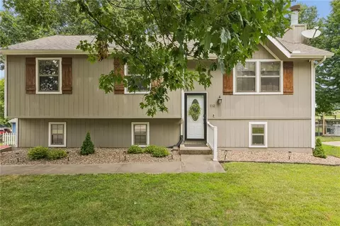 112 E Frank St, Kearney, MO 64060