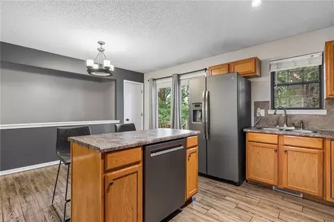 Kitchen - 112 E Frank St, Kearney, MO 64060 photo 3 of 4
