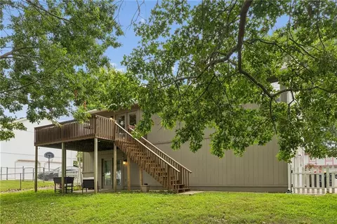 Exterior - 112 E Frank St, Kearney, MO 64060 photo 6 of 8