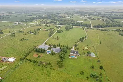View/Area - 8500 E 116 Hwy, Lathrop, MO 64465 photo 2 of 10