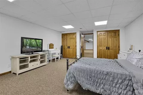 Bedroom - 8500 E 116 Hwy, Lathrop, MO 64465 photo 6 of 8