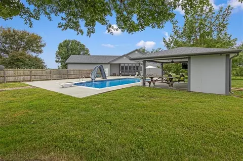 Exterior - 8500 E 116 Hwy, Lathrop, MO 64465 photo 19 of 24