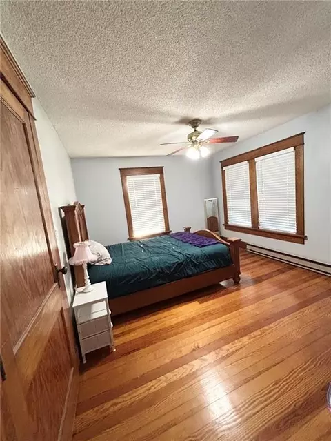 Bedroom - 210 S Sallie St, Mayview, MO 64071 photo 3 of 7