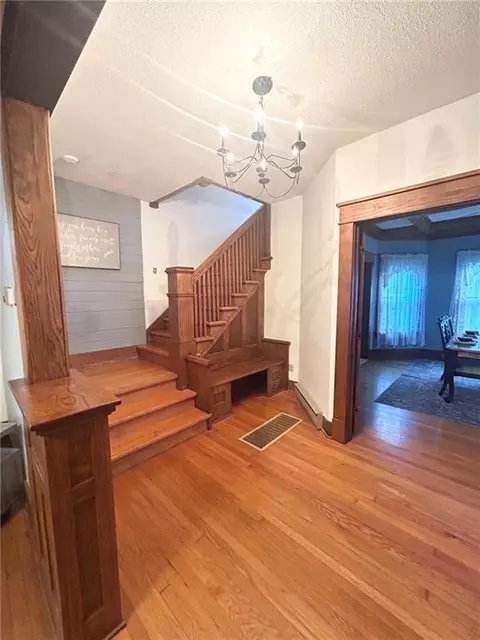 Entry Way - 210 S Sallie St, Mayview, MO 64071 photo 2 of 4