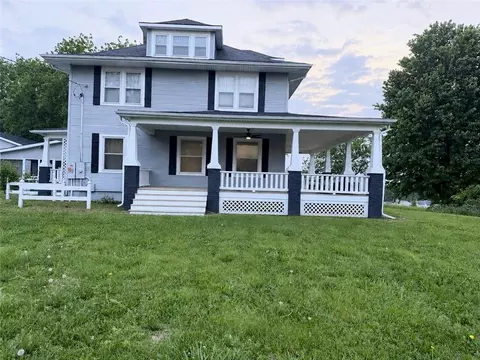 Exterior - 210 S Sallie St, Mayview, MO 64071 photo 2 of 2