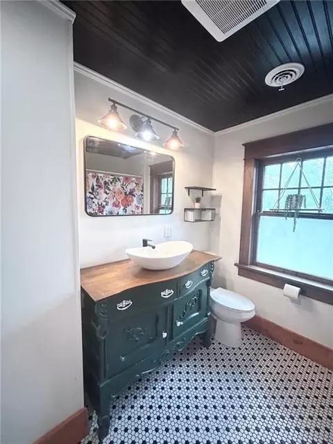 Bath - 210 S Sallie St, Mayview, MO 64071 photo 4 of 4