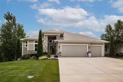 25737 W 96th St, Lenexa, KS 66227