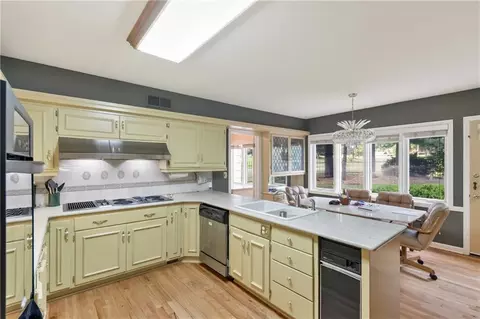 Kitchen - 3408 Shady Bend Dr, Independence, MO 64052 photo 2 of 2