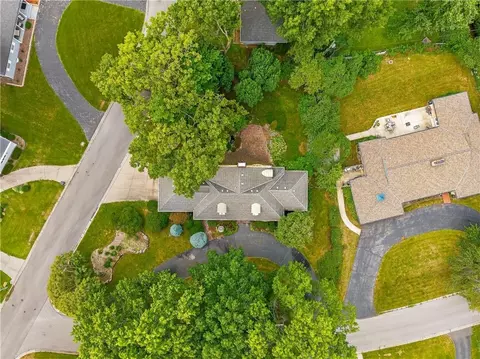 View/Area - 3408 Shady Bend Dr, Independence, MO 64052 photo 3 of 5