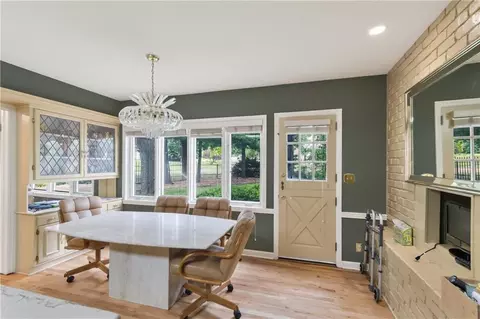 Dining - 3408 Shady Bend Dr, Independence, MO 64052 photo 3 of 4