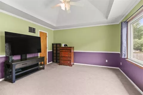 Bedroom - 18212 E 31st Ter, Independence, MO 64057 photo 4 of 5