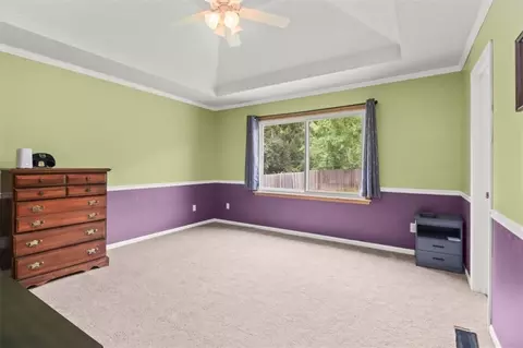 Bedroom - 18212 E 31st Ter, Independence, MO 64057 photo 3 of 5
