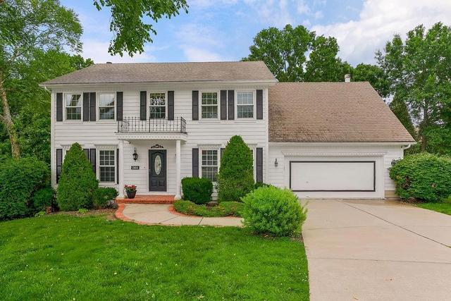 2404 SW Clear Creek Ct, Blue Springs, MO 64015