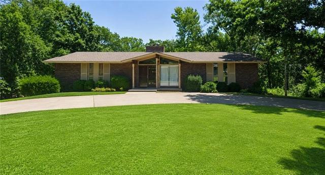 1341 S Mulberry St, Ottawa, KS 66067