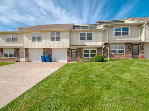 15425 E 45th Ter, Independence, MO 64055 photo 1
