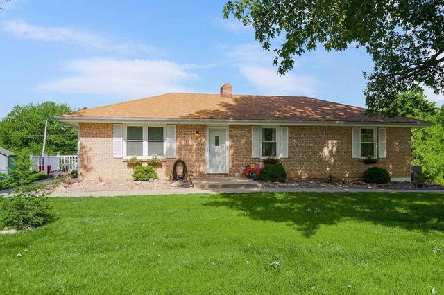 7606 NW Pampas Ln, Parkville, MO 64152