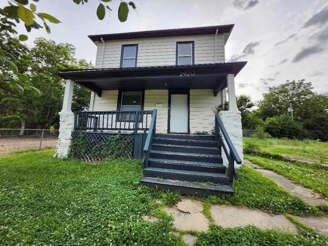 2920 Garfield Ave, Kansas City, MO 64109