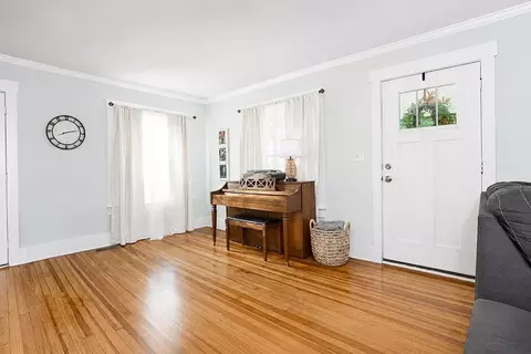 Entry Way - 411 E Walnut St, Drexel, MO 64742 photo 1 of 2