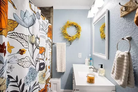 Bath - 411 E Walnut St, Drexel, MO 64742 photo 1 of 2