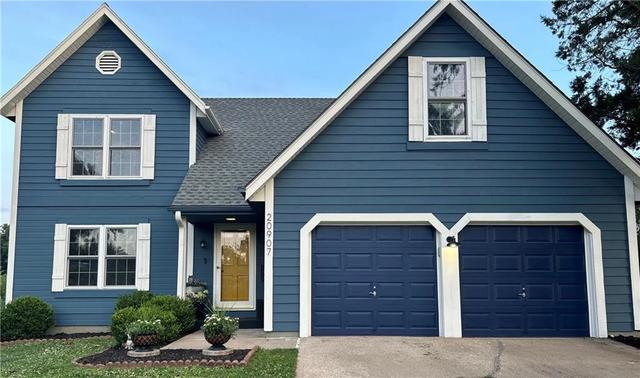20907 W 52nd St, Shawnee, KS 66218