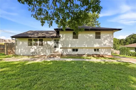 4142 N Lister Ave, Kansas City, MO 64117