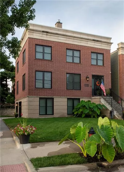 115 E 30th St, Kansas City, MO 64108