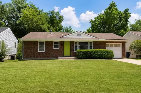 13 W 89 Ter, Kansas City, MO 64114