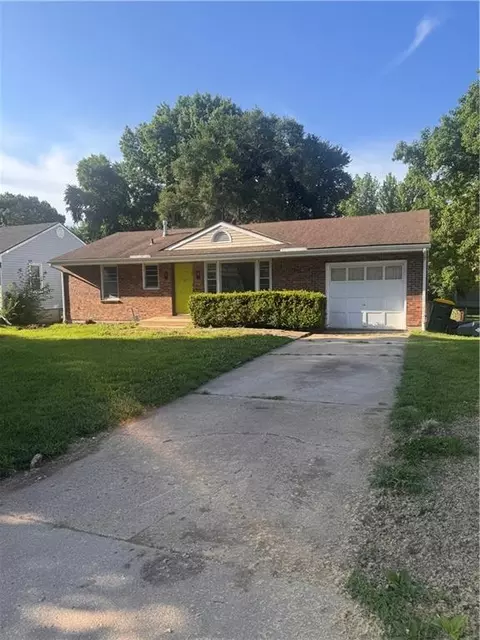 13 W 89 Ter, Kansas City, MO 64114