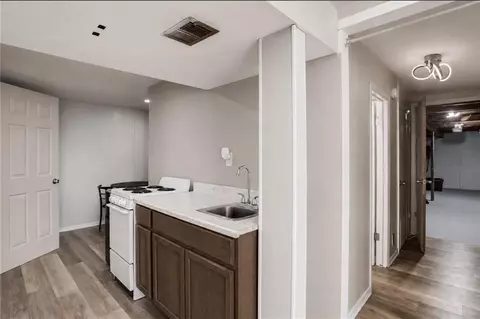 Entry Way - 15110 E 43rd Pl, Independence, MO 64055 photo 2 of 3