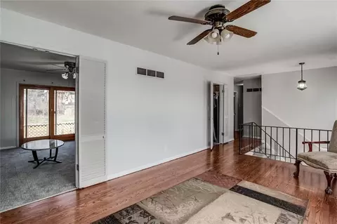 Entry Way - 15110 E 43rd Pl, Independence, MO 64055 photo 3 of 3