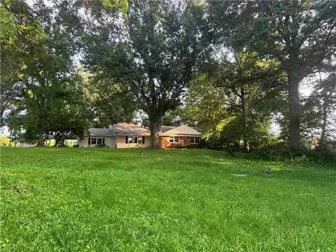 22301 E R D Mize Rd, Independence, MO 64057 photo 6