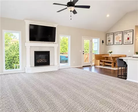 Living - 610 E 11th St, Kearney, MO 64060 photo 1 of 3