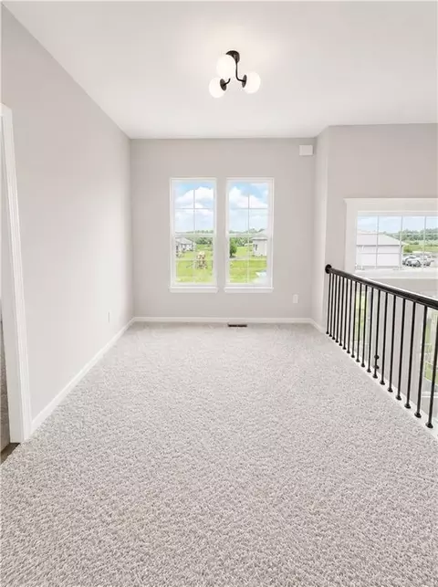 Entry Way - 610 E 11th St, Kearney, MO 64060 photo 5 of 7