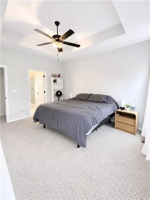Bedroom - 610 E 11th St, Kearney, MO 64060 photo 3 of 8