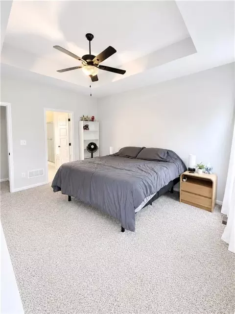 Bedroom - 610 E 11th St, Kearney, MO 64060 photo 3 of 7
