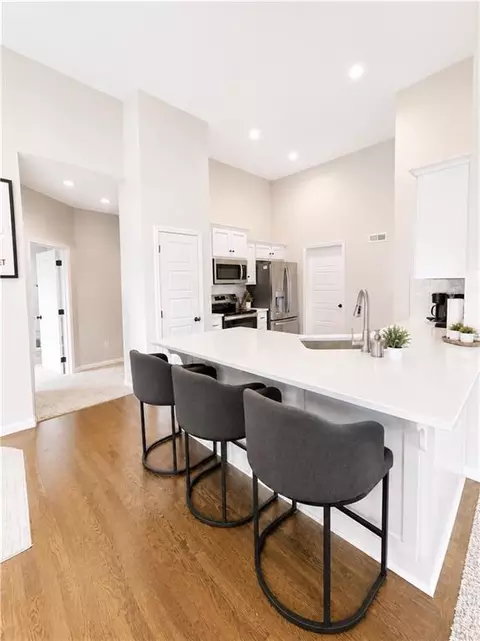 Kitchen - 610 E 11th St, Kearney, MO 64060 photo 1 of 8