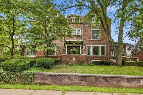 3681 Madison Ave, Kansas City, MO 64111