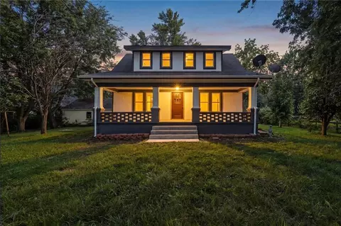 21709 E 321st St, Harrisonville, MO 64701