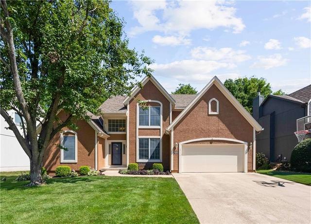 4714 W 139th Ter, Overland Park, KS 66224