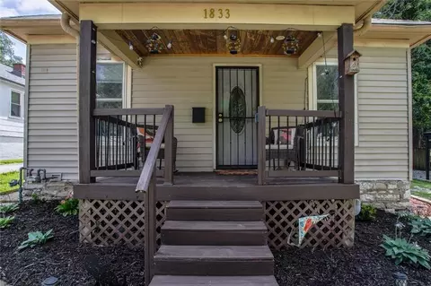1833 S Hedges Ave, Independence, MO 64052 photo 4